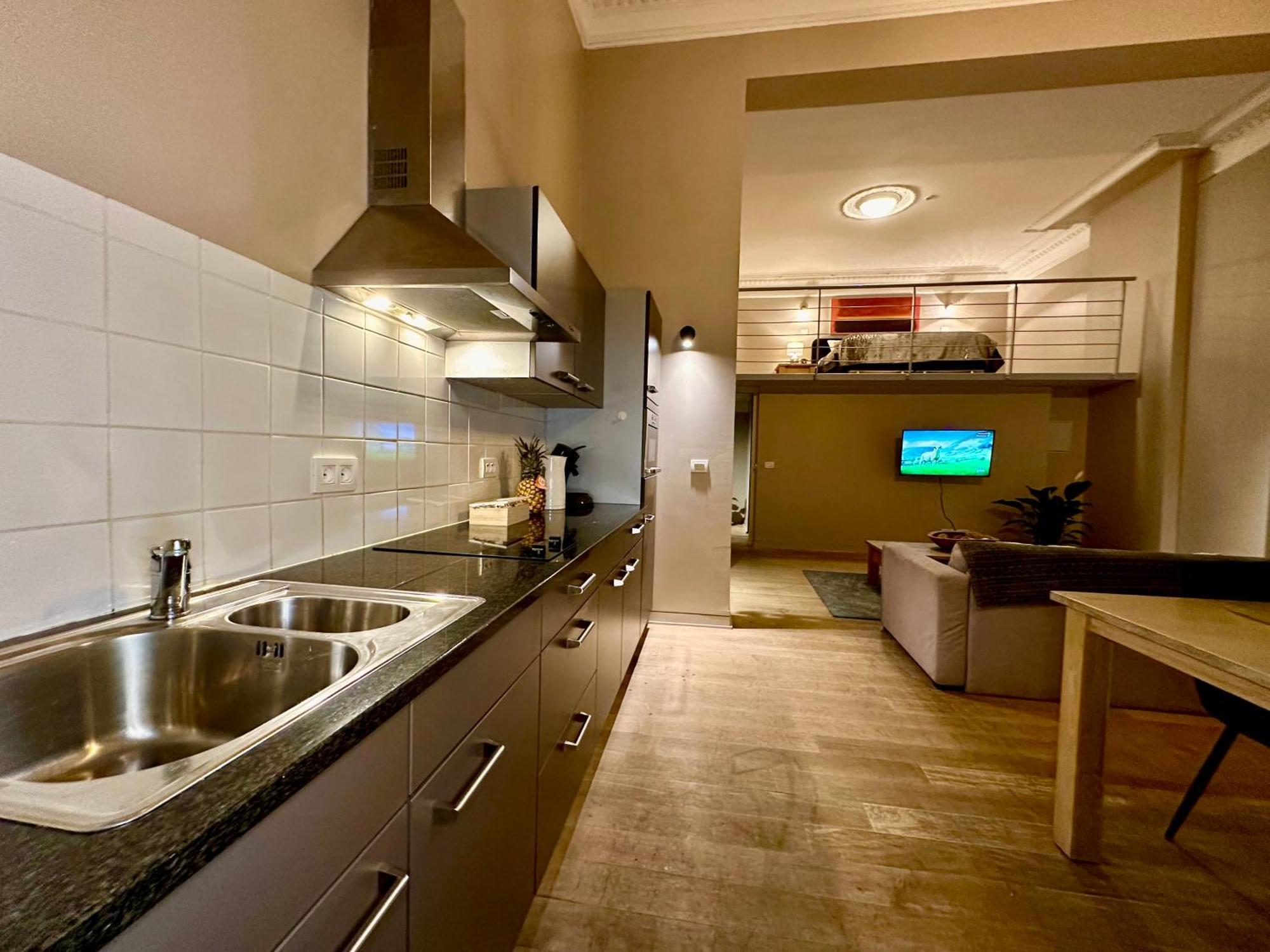 Luxury Suites Castel By Rikas Hotels Anvers Dış mekan fotoğraf