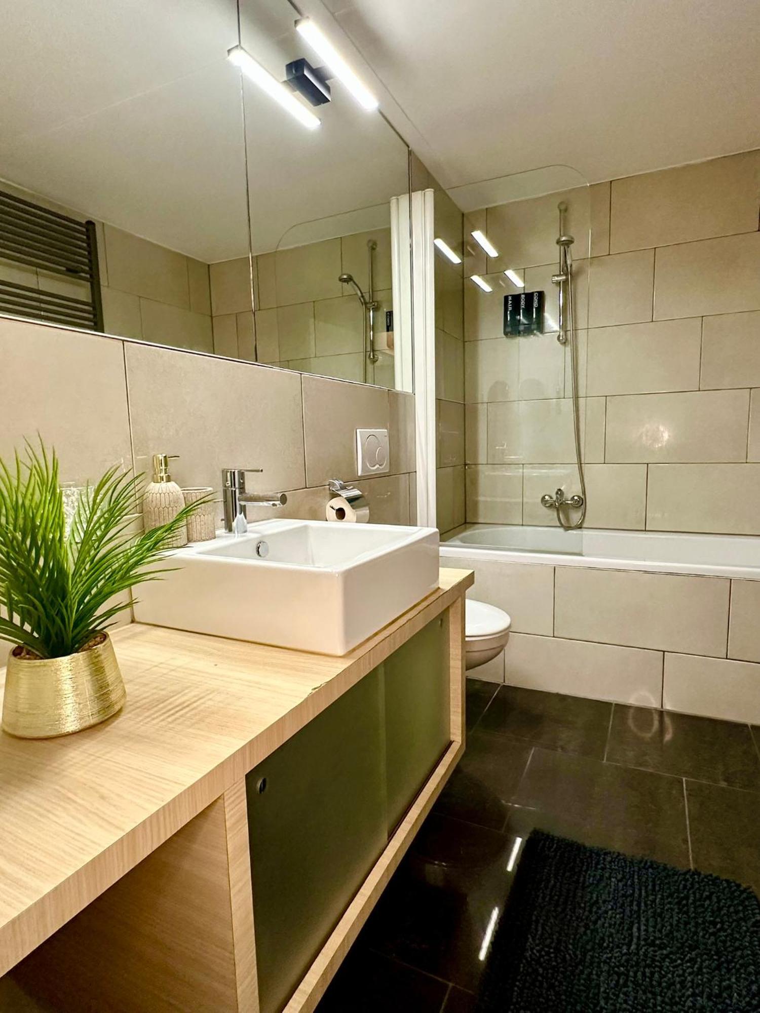 Luxury Suites Castel By Rikas Hotels Anvers Dış mekan fotoğraf